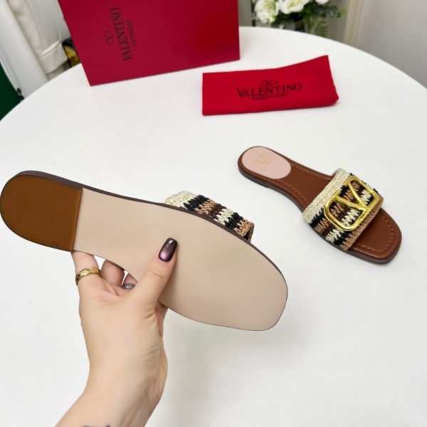 VALENTINO VLOGO SIGNATURE SLIDE SANDAL BROWN 6W2S0BD5AGX QRX