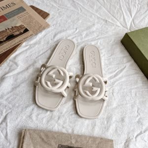 GUCCI WOMEN’S INTERLOCKING G SLIDE SANDAL WHITE 780307 J8700 9022