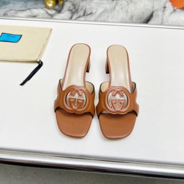 GUCCI WOMEN’S INTERLOCKING G SLIDE SANDAL BROWN 782413 AAAZG 2535