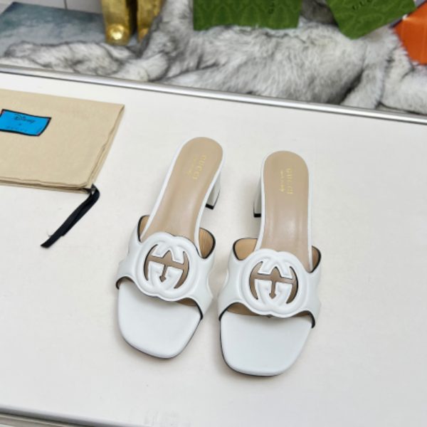GUCCI WOMEN’S INTERLOCKING G SLIDE SANDAL WHITE ‎782413 AAAZG 9022