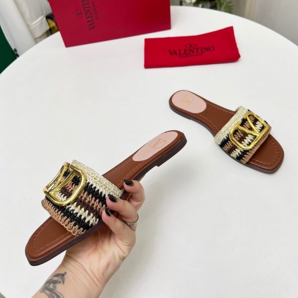 VALENTINO VLOGO SIGNATURE SLIDE SANDAL BROWN 6W2S0BD5AGX QRX