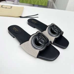 GUCCI WOMEN’S INTERLOCKING G SLIDE SANDAL BLACK WHITE 835723 FAEA0 8543