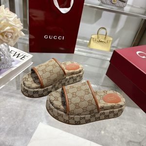 GUCCI WOMEN’S GG PLATFORM SANDAL BEIGE 816797 FAD9C 9745