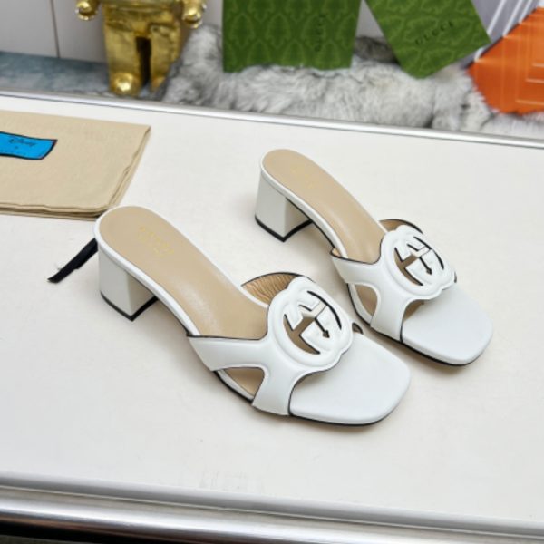 GUCCI WOMEN’S INTERLOCKING G SLIDE SANDAL WHITE ‎782413 AAAZG 9022