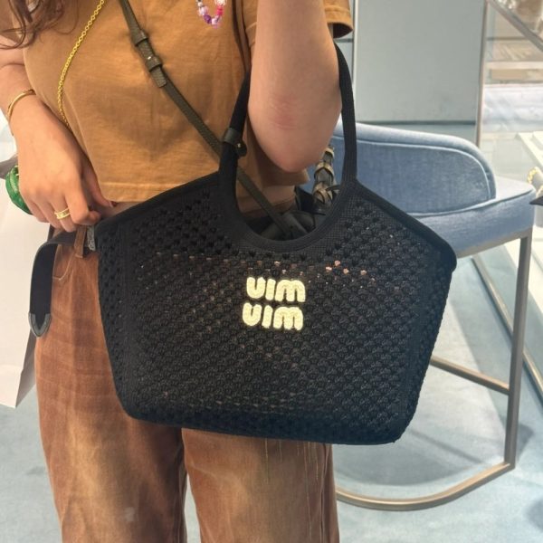 MIUMIU IVY MESH BAG IN BLACK 27CM 5BG281 2F8E F0N12 V OOO