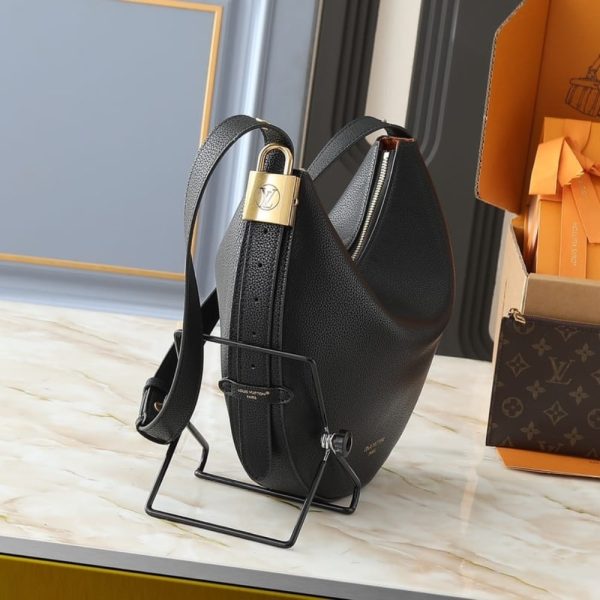 LOUIS VUIITON LOW KEY COOKIE MM BLACK 32CM M14417