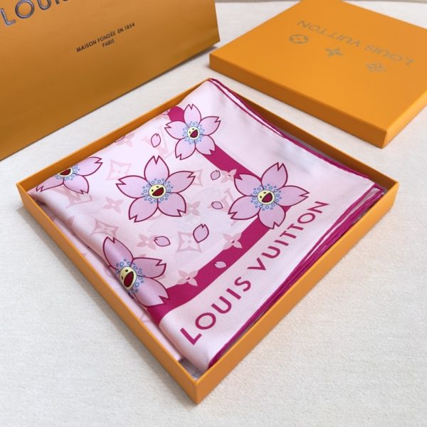 LOUIS VUITTON X TAKASHI MURAKAMI MONOGRAM CHERRY BLOSSOM SQUARE PINK 90CM M94964