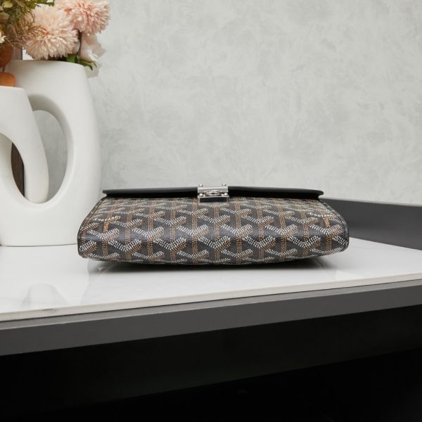 GOYARD CHYPRE WALLET POUCH BLACK 21CM CHYPRPPMLTY33CL33P