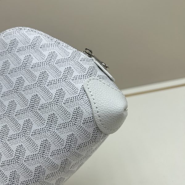 GOYARD VENDÔME COSMETIC POUCH WHITE 18CM VENDOTPMLTY50CL50P
