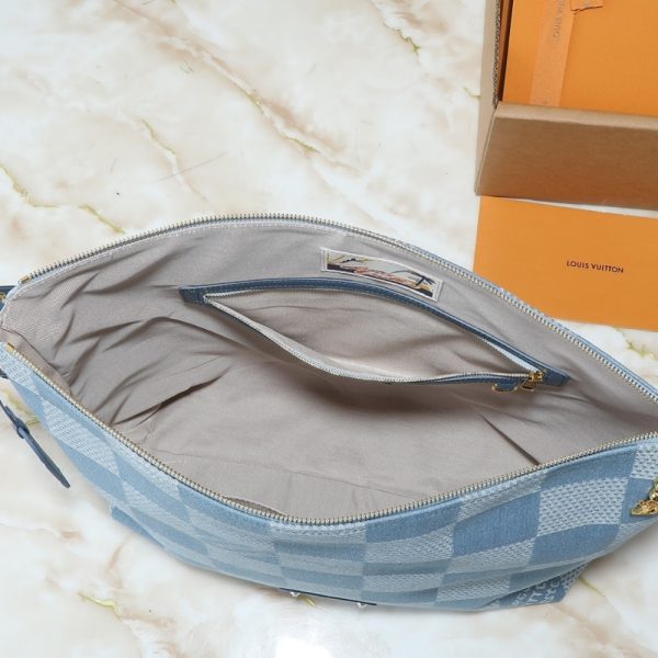 LOUIS VUITTON VAGABOND HOBO DENIM BLUE 38CM N00202