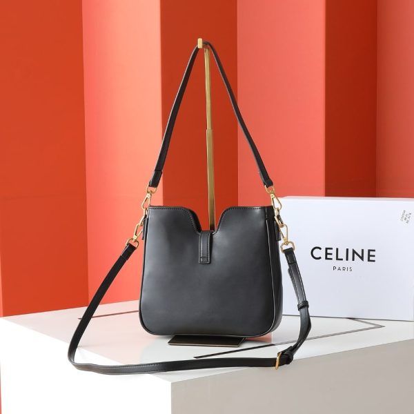 CELINE SMALL CAMILLE 16 SOFT BAG BLACK 24CM 120693FX9 38NO