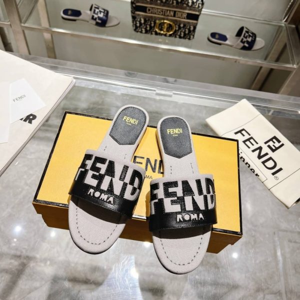 FENDI LOGO BICOLOR FLAT SANDALS WHITE