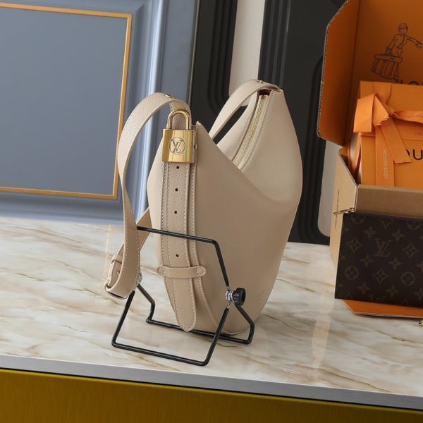 LOUIS VUIITON LOW KEY COOKIE MM WALNUT 32CM M14635