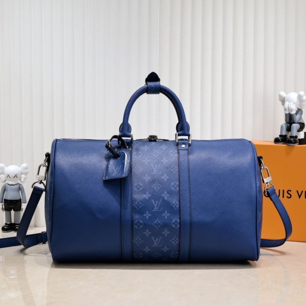 LOUIS VUITTON KEEPALL BANDOULIÈRE 50 TAIGARAMA COBALT 45CM M53766