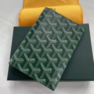 GOYARD GRENELLE PASSPORT COVER GREEN 14CM GRENELPMLTY09CL09X