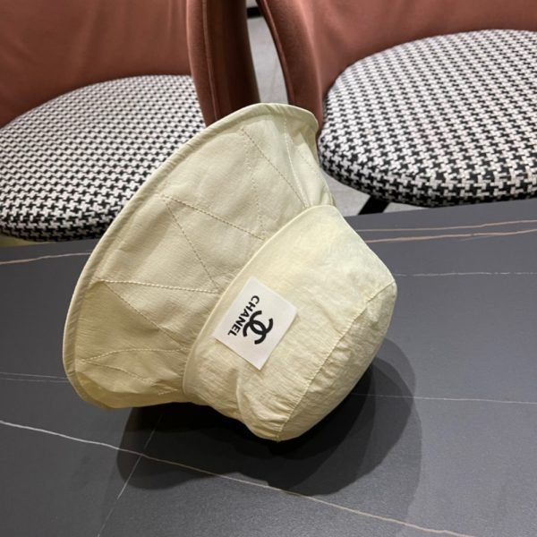 CHANEL CLASSIC FISHERMAN HAT BEIGE