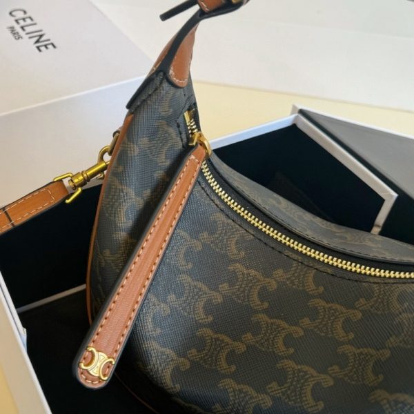 CELINE TEEN LULU IN TRIOMPHE CANVAS TAN 20CM 120722FQM 04LU
