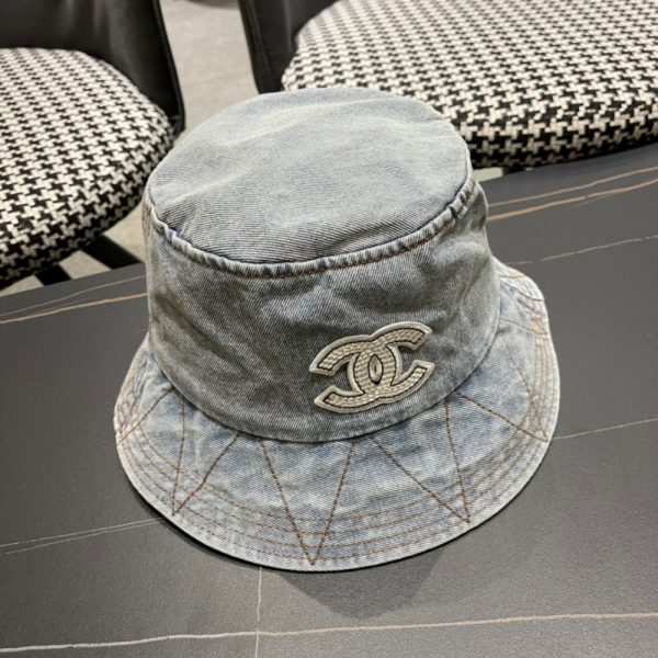 CHANEL CC DENIM BUCKET HAT BLUE