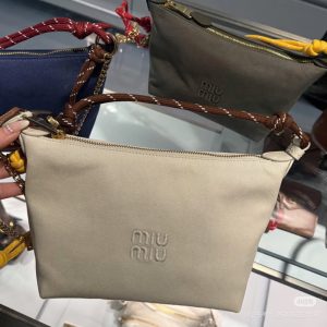 MIUMIU GABARDINE POUCH CHALK WHITE 18CM 5NE841 2IA7 F0C42