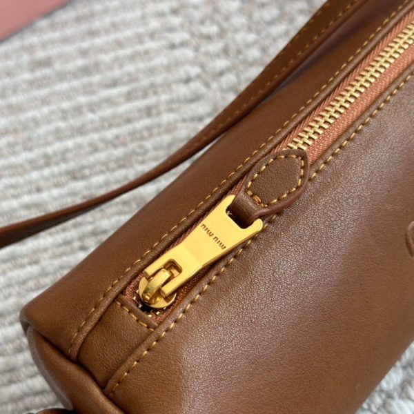 MIUMIU NAPPA LEATHER POUCH OAK 22CM 5NE851 AEFX F0316