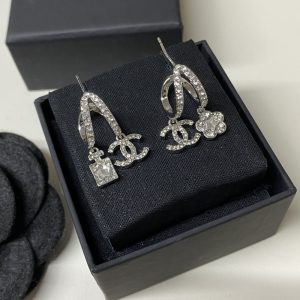 CHANEL PENDANT EARRINGS CRYSTAL SILVER ABF199 B19948 NAFVP