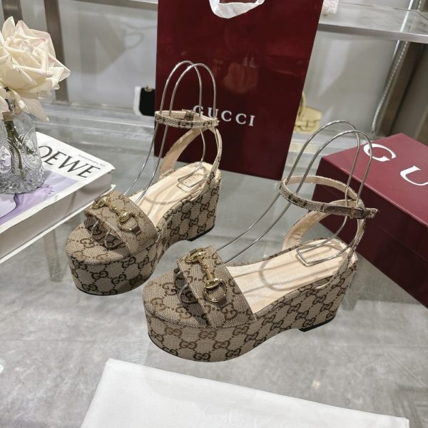GUCCI WOMEN HORSEBIT FLATFORM SANDAL BEIGE AND EBONY 794718 2HK80 9741