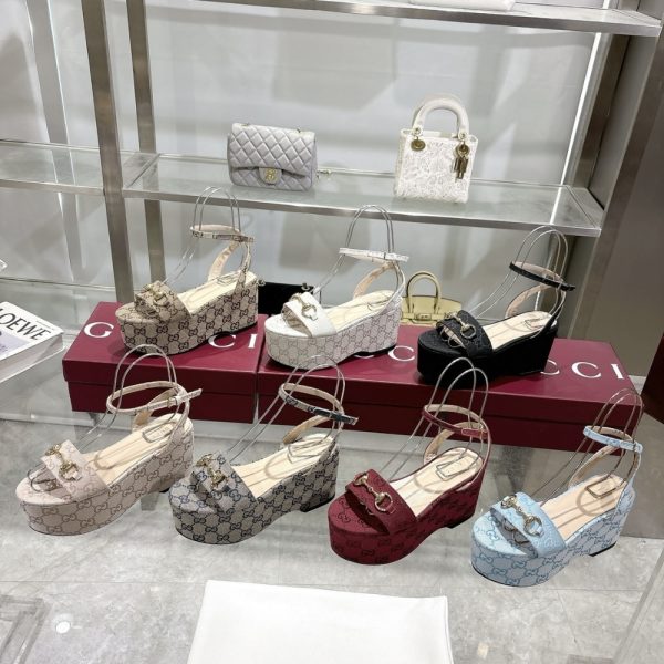 GUCCI WOMEN HORSEBIT FLATFORM SANDAL BEIGE AND EBONY 794718 2HK80 9741