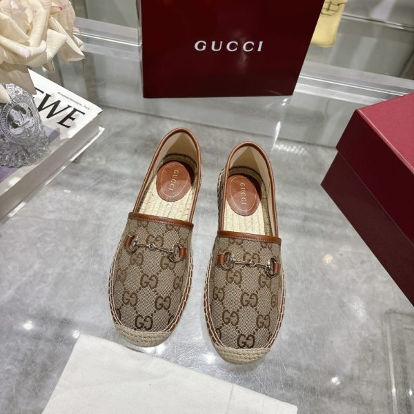 GUCCI WOMEN ESPADRILLE WITH HORSEBIT BEIGE AND DARK BROWN GG CANVAS 817244 9SF40 2547
