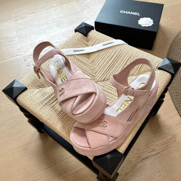 CHANEL INTERLOCKING CC SANDALS PINK