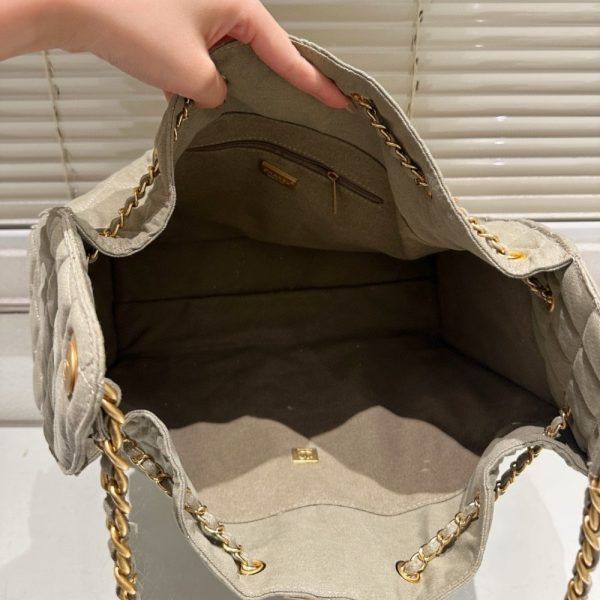 CHANEL 25C SMALL HOBO BAG SUEDE GREY 34CM