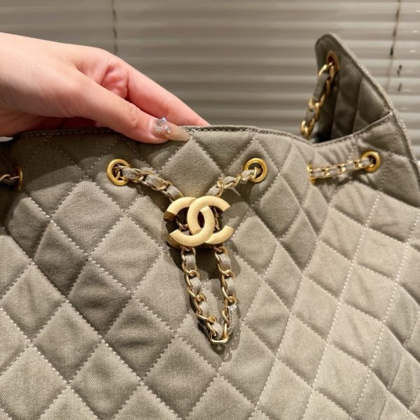 CHANEL 25C SMALL HOBO BAG SUEDE GREY 34CM