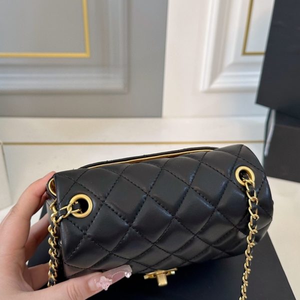 CHANEL CLASSIC MINI CROSSBODY BAG BLACK 16CM A35200 Y04059 94305