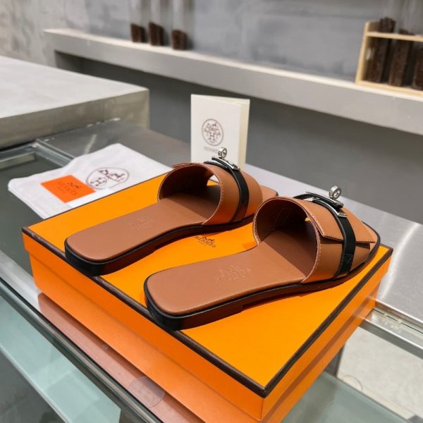 HERMES GIULIA SANDAL GOLD AND NOIR H231056Z 20360