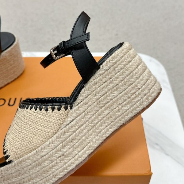 LOUIS VUITTON HELIOS WEDGE SANDAL RAFFIA BLACK
