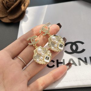 CHANEL CLIP ON PENDANT EARRINGS GOLD TONE ABF071 B19292 NADGB