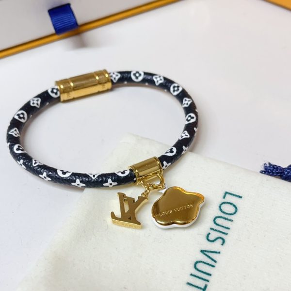 LOUIS VUITTON ANIMOGRAM BRACELET MONOGRAM BLACK M8664F