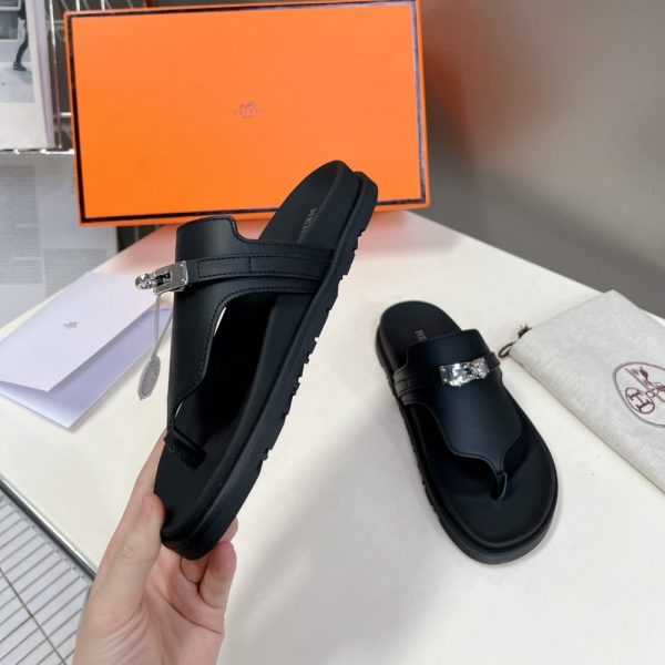 HERMES EMPIRE SANDAL NOIR H252300Z 02340
