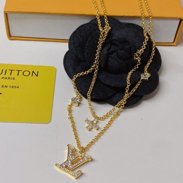 LOUIS VUITTON LADY LV NECKLACE GOLD TONE M01845