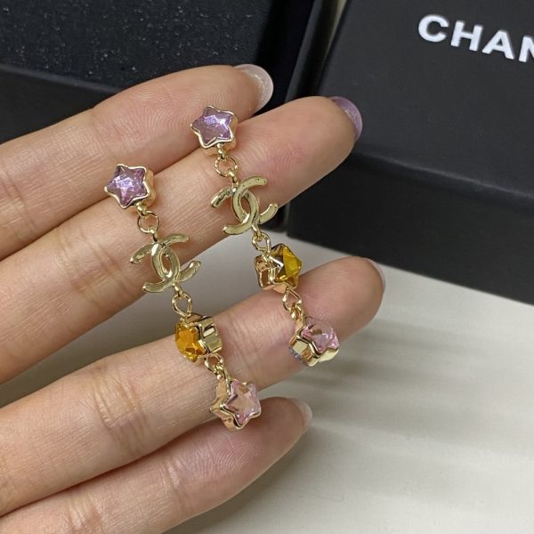 CHANEL PENDANT EARRINGS METAL AND DIAMANTÉS IN MULTICOLOR ABF182 B19937 NAFQC