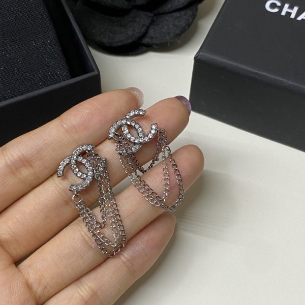 CHANEL STUD EARRINGS WITH CRYSTAL AND MULTI CHAIN IN SILVER TONE