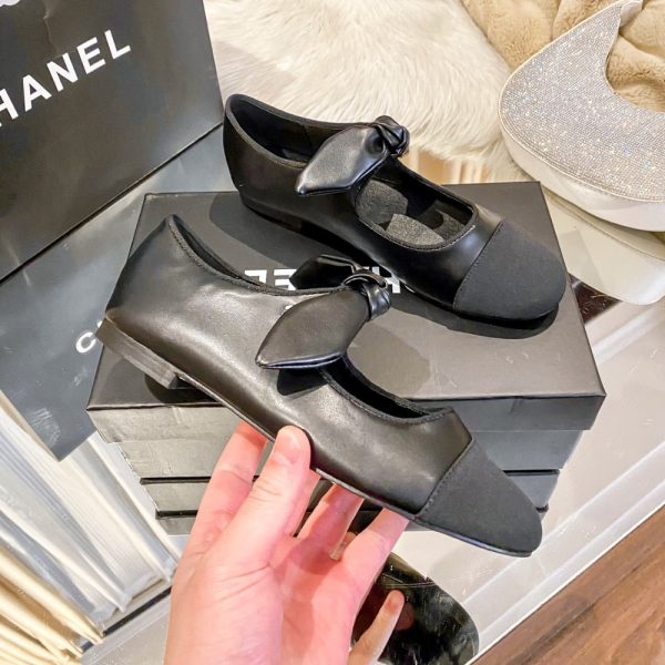 CHANEL MARY JANES SHOES ALL BLACK