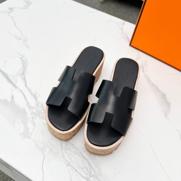 HERMES EZE 30 SANDAL NOIR H221026Z 02400