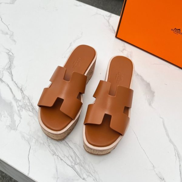 HERMES EZE 30 SANDAL NATURAL H221026Z A3400