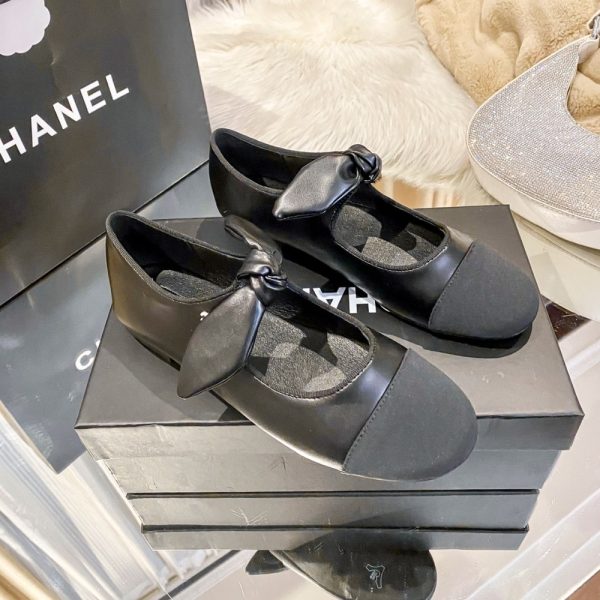 CHANEL MARY JANES SHOES ALL BLACK