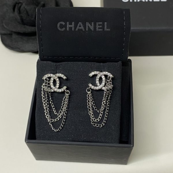 CHANEL STUD EARRINGS WITH CRYSTAL AND MULTI CHAIN IN SILVER TONE