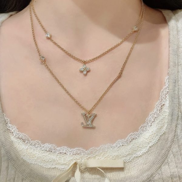 LOUIS VUITTON LADY LV NECKLACE GOLD TONE M01845