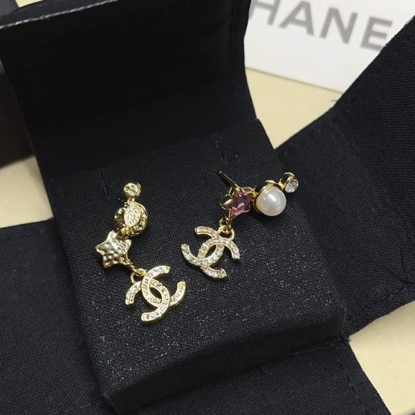 CHANEL EARRINGS METAL GLASS PEARLS AND DIAMANTES IN GOLD ABF187 B19939 NAFQE