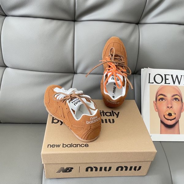MIU MIU X NEW BALANCE 530 SL SUEDE SNEAKERS CINNAMON 5E165E Z5O F0401 F D005