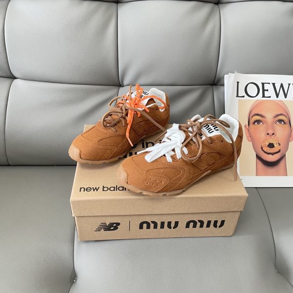 MIU MIU X NEW BALANCE 530 SL SUEDE SNEAKERS CINNAMON 5E165E Z5O F0401 F D005