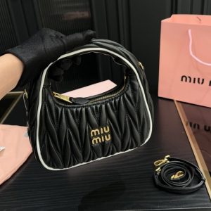 MIUMIU WANDER MATELASSÉ BAG BLACK AND WHITE 20CM